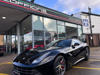 FERRARI F12 BERLINETTA AB